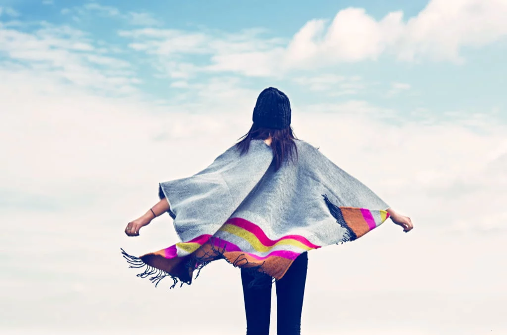 woman-looking-to-future-1024-678